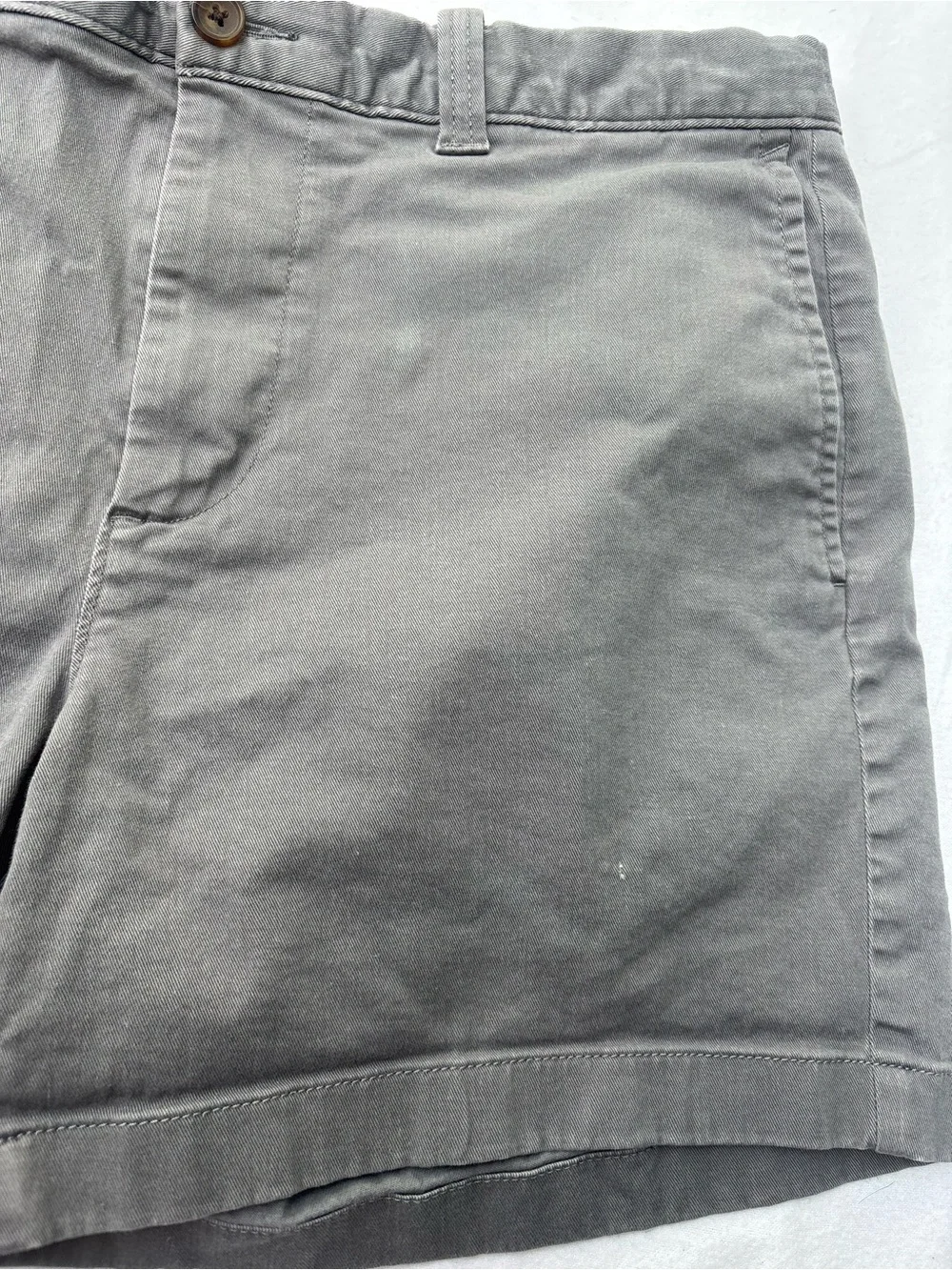 J. Crew Men’s Slate Gray Flat-Front Chino Shorts